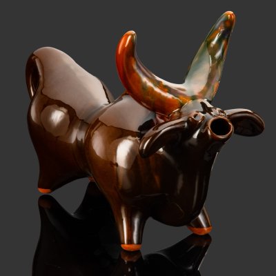 купить Сосуд зооморфный "Буйвол" ("Бык"), авторы Надежда Ефимовна и Валерий Семенович Проторьевы, керамика, поливы, Васильковский майоликовый завод, СССР, 1960-1980 гг.