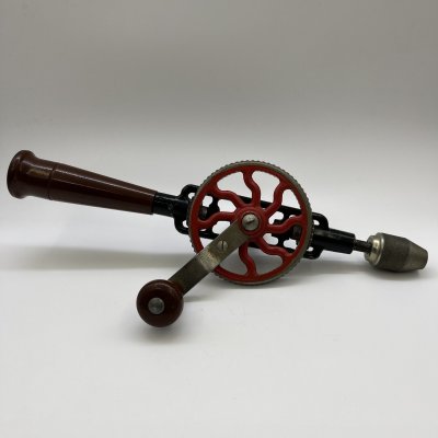 купить Ручная дрель с рукояткой, металл, пластик, СССР, 1970-1990 гг.