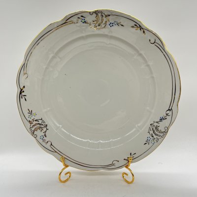 купить Большое сервировочное блюдо с золоченым декором, фарфор, золочение, Барановский фарфоровый завод, СССР, 1970-1991 гг.