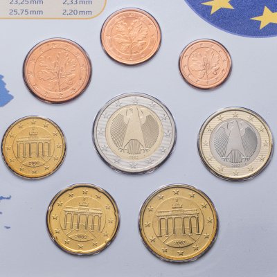 купить Германия 2002 набор из 8-ми монет евро в официальном буклете Монетный двор Штутгарт F