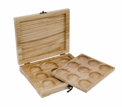 купить Футляр деревянный для 18 монет (массив дуба)