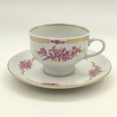 купить Чайная (кофейная) пара, украшенная цветочным декором, фарфор, деколь, золочение, Graf Von Henneberg Porzellan, 1777 Jlmenau, Германия, 1977-1990 гг.