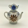Купить Чайник миниатюрный с цветочным декором (Олимпиада-80), фарфор, роспись, золочение, Кисловодская фабрика сувениров, СССР, 1970-1980 гг.