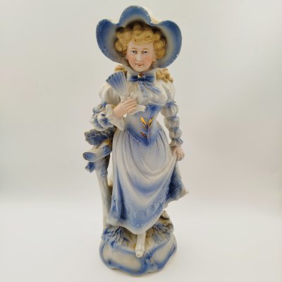 купить Статуэтка "Девушка с веером", фарфор, роспись, Западная Европа, 1930-1950 гг.