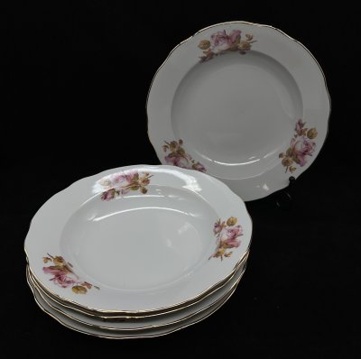 Купить Набор из 6-ти суповых тарелок, украшенных декором в виде роз, фарфор, деколь, золочение, Дулевский фарфоровый завод (Дулёво), Российская Федерация, 2005 г.