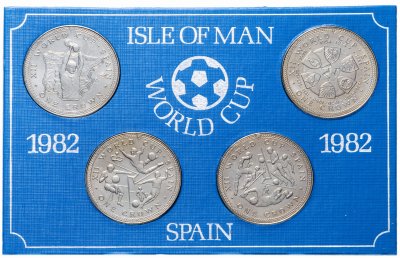 купить Остров Мэн набор 4 монеты 1 крона 1982 в буклете Чемпионат мира по футболу 1982