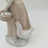 Купить Статуэтка "Девушка с курицей и цыплятами", фарфор, роспись, NAO Porcelain, Испания, 1977-2000 гг.