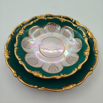 купить Блюдца с орнаментальным декором и фигурным краем, фарфор, крытье, люстр, золочение, Sonneberg Porzellan, ГДР, 1960-1990 гг.