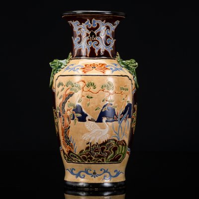 купить Ваза напольная, с изображением журавлей на тулове и львов на ручках, Сайгон, керамика, процарапывание, роспись, Вьетнам, 1950-1980 гг.