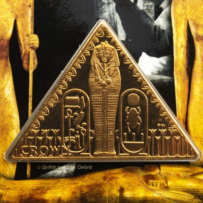 купить Остров Мэн 1 крона 2008 "Статуя Тутанхамона" (в коинкарте)