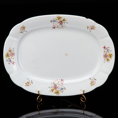 купить Блюдо овальной формы с цветочным декором (большое), фаянс, деколь, Фабрика И.Е. Кузнецова на Волхове, Российская империя, 1900-1917 гг.