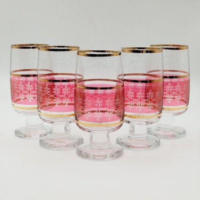 купить Набор высоких фужеров на 5 персон на широкой ножке, украшенных ажурным декором, стекло, гравировка, золочение, Чехословакия, 1970-1980 гг.