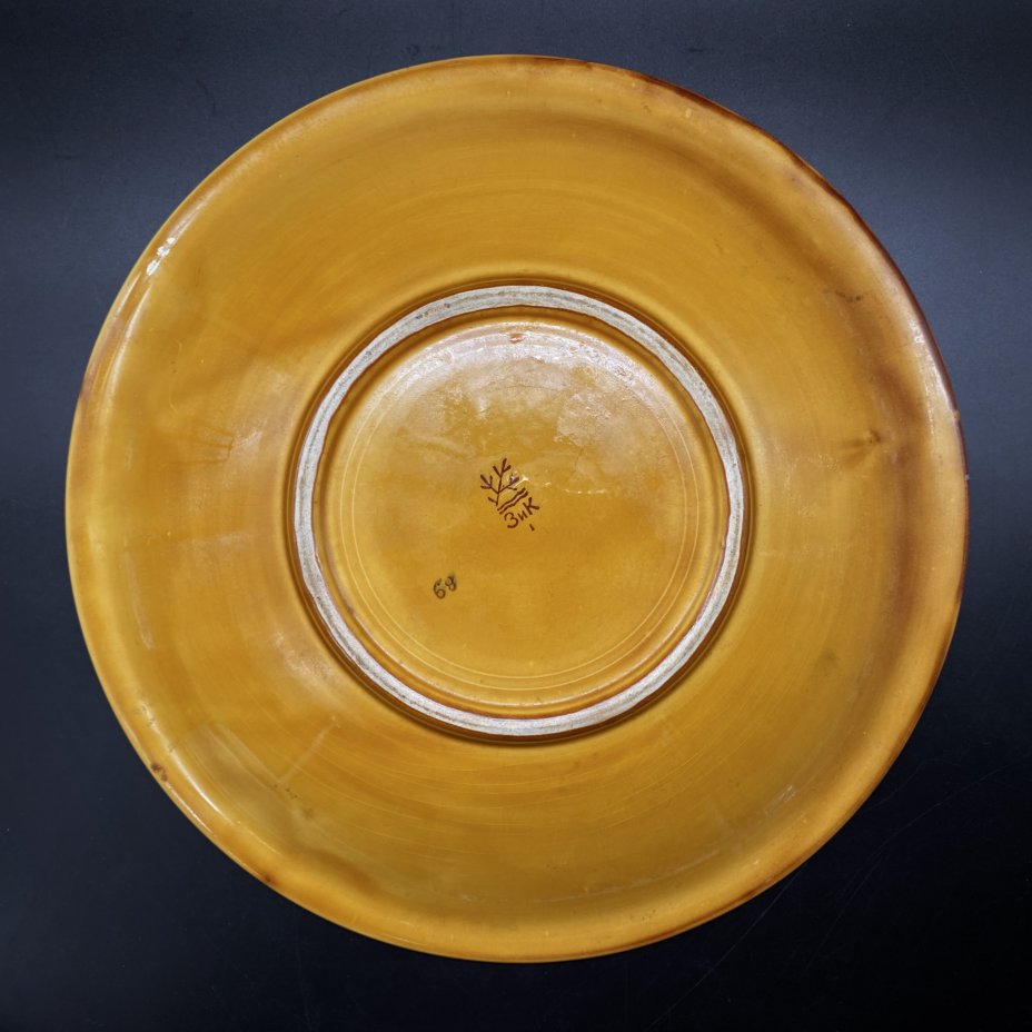 Блюдо с растительным орнаментом, фаянс, роспись, Конаковский фаянсовый ...