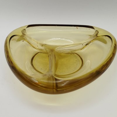 купить Пепельница трехсекционная, стекло, гутная техника, СССР, 1960-1980 гг.