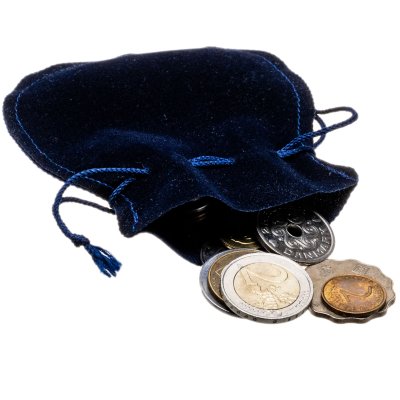 купить Набор из 20-ти монет разных стран мира "Монеты номиналом 2" в мешочке