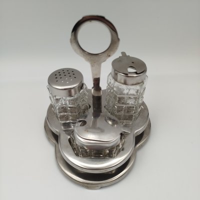 купить Набор для специй (круэт) из трёх предметов на подставке, Аксайский стекольный завод, стекло, металл, СССР, 1960-1990 гг.