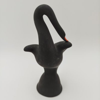 купить Статуэтка "Черный лебедь", бисквит, крытье, Дулевский фарфоровый завод (Дулёво), СССР, 1970-1990 гг.