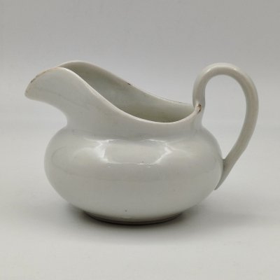 купить Молочник белого цвета, фарфор, золочение, Фабрика Я.Г. Храпунова-Нового, Российская империя, 1880-1917 гг.