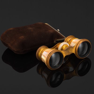 купить Бинокль театральный в чехле, латунь, перламутр, латунь, Франция, 1890-1920 гг.