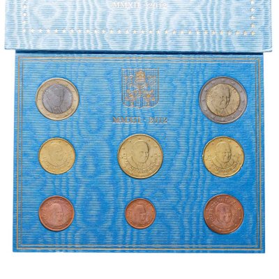 купить Ватикан, годовой набор из 8 монет евро 2012 г. в оригинальном буклете, папа Бенедикт XVI