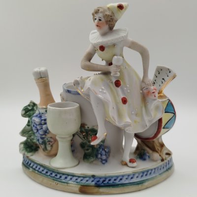 купить Статуэтка (подставка для салфеток и зубочисток) "Клоунесса", бисквит, роспись, Западная Европа, 1920-1950 гг.