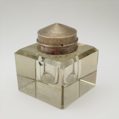 купить Чернильница квадратной формы с надписью "На счастье" на крышке, стекло, металл, Россия, 1900-1940 гг.