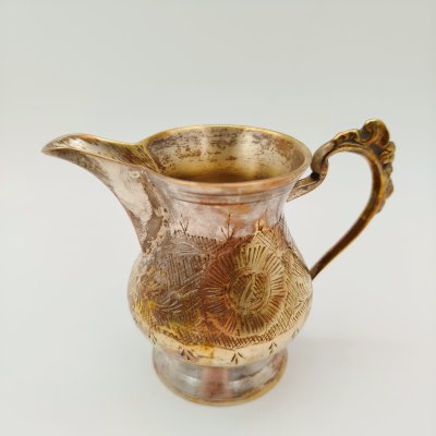 купить Молочник в восточным стиле с флоральным декором, металл, гравировка, Индия, 1970-1990 гг.