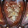 Купить Кресло с рокайльными элементами и изображением цветочных композиций, дерево, лак, инкрустация, перламутр, Вьетнам, 1850-1880 гг.