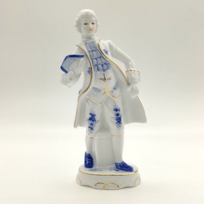 купить Статуэтка "Галантный кавалер", фарфор, роспись, золочение, Китай, 1980-2000 гг.