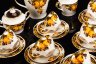 Купить Сервиз кофейный с декором в виде желтых роз, форма "Ария" ("Arija"), автор формы Левон Агаджанян, на 6 персон (21 предмет), фарфор, деколь, золочение, Рижский фарфорово-фаянсовый завод, СССР, 1970-1990 гг.
