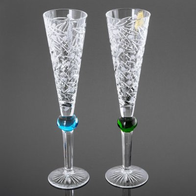 купить Комплект из 2-х бокалов для шампанского, декорированных шарообразными элементами в основании, хрусталь, алмазная грань, СССР, 1970-1980 гг.