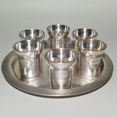 купить Набор для крепких напитков на 6 персон (Стопки на подносе), металл, серебрение, СССР, 1970-1990 гг.
