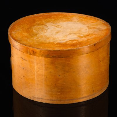 купить Коробка шляпная "Grand Prix Paris-1900", дерево, лак, металл, Лютерма (Luterma), Таллинская фанерно-мебельная фабрика Лютера, Российская империя, 1900-1915 гг.