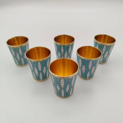 купить Набор из шести стопок с орнаментом в бело-голубой гамме, мельхиор (медь-никель), золочение, эмаль, Ленинградское производственное объединение «Русские самоцветы», СССР, 1970-1990 гг.