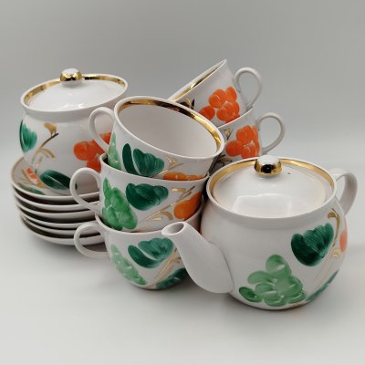 купить Сервиз чайный "Вишня" на 6 персон (14 предметов), фарфор, роспись, золочение, Краснодарский фарфорово-фаянсовый завод «Чайка», СССР, 1960-1992 гг.