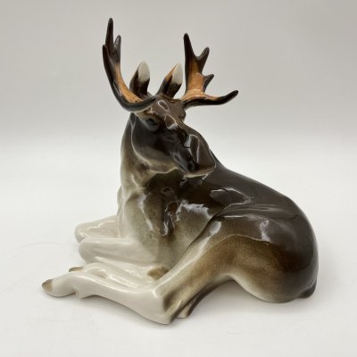 купить Статуэтка "Лось", скульптор П.П. Веселов, фарфор, аэрография, Ленинградский фарфоровый завод (ЛФЗ), Российская Федерация, 1991-2005 гг.