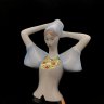 Купить Статуэтка "Румынская девушка в национальном костюме", фарфор, Aquincum Porcelain, Румыния, 1951-1993 гг.