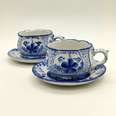 купить Набор из 2-х чайных пар с цветочным декором, росп. Стрелкова, Гжель, фарфор, роспись, Российская Федерация, 1990-2010 гг.