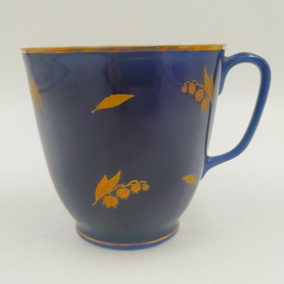 купить Чашка "Ландыш", форма "Малый колокол", автор рисунка Л.И. Лебединская, фарфор, крытье кобальтом, золочение, Ленинградский фарфоровый завод (ЛФЗ), СССР, 1950-1970 гг.