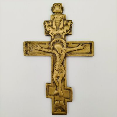 купить Крест киотный малый "Распятие Христово" (с оглавием), латунь, Российская империя, 1870-1910 гг.