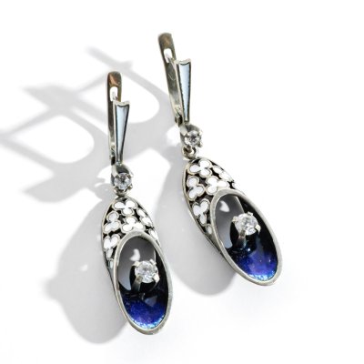 купить Серьги овальной формы, декорированные эмалями и инкрустацией, металл, эмаль, инкрустация камнем прозрачного цвета, СССР, 1970-1990 гг.