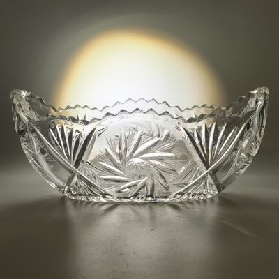 купить Салатник в форме ладьи с резным декором, хрусталь, алмазная грань, СССР, 1970-1990 гг.