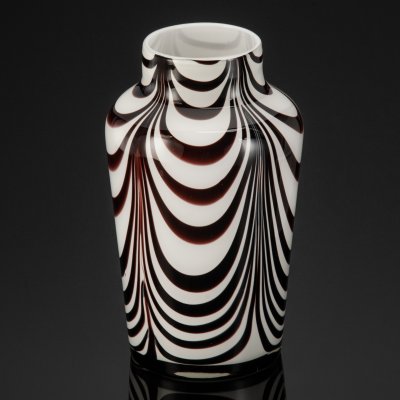 купить Ваза цилиндрической формы из коллекции Zebra, Loranto Glass, стекло, Нидерланды, 2000-2020 гг.