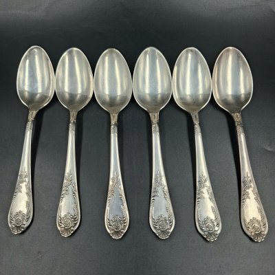 купить Набор из шести десертных ложек с растительным декором, мНЦ (медь-никель-цинк), Вольнянский завод столовых приборов им. Шевченко (ЗiШ, ЗиШ), СССР, 1960-1990 гг.