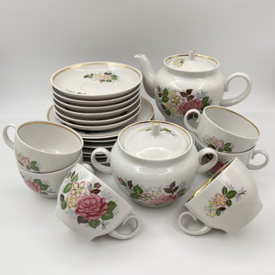 купить Сервиз чайный с цветочным декором на 6 персон (20 предметов), фарфор, деколь, золочение, Завод «Красный фарфорист» (Чудово, Грузинская фарфорово-фаянсовая фабрика), СССР, 1971-1992 гг.