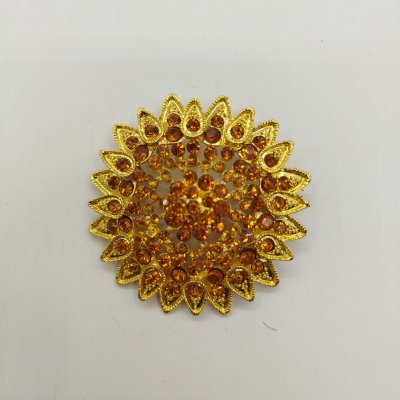 купить Брошь в виде цветка, металл, стекло, Европа, 2000-2010 гг.