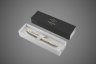 Купить Шариковая ручка Parker IM Professionals Monochrome Champagne, стержень:M, цвет чернил: blue, в подарочной упаковке., Покрытия: PVD-покрытие, лак, латунь, позолота, сталь, 2026 г.