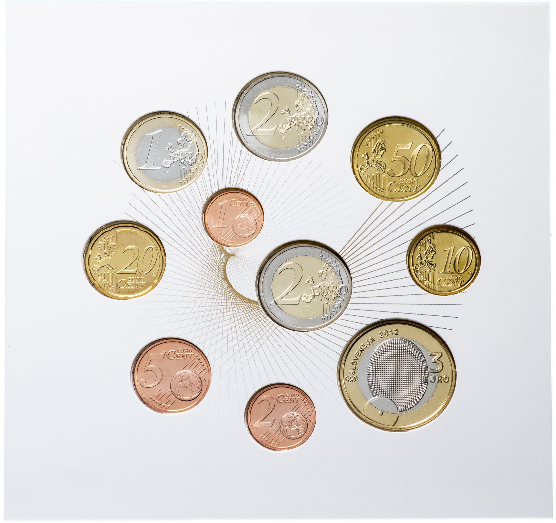 Покупка евро в санкт петербурге. 2 Евро Euroram. Монеты Словения 10 евро 2009. Евро мелочь. 2.2 Евро в рублях.