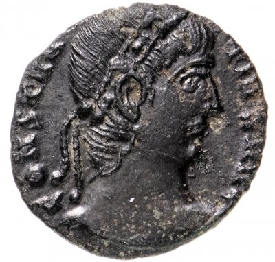 Купить Римская Империя, Констанций II, 324–361 гг, фракция фоллиса (реверс: два воина стоят лицом друг к другу, между ними один штандарт)