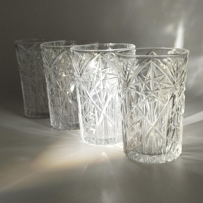 купить Набор из 4-х стаканов с резным геометрическим декором, стекло, алмазная грань, СССР, 1970-1990 гг.